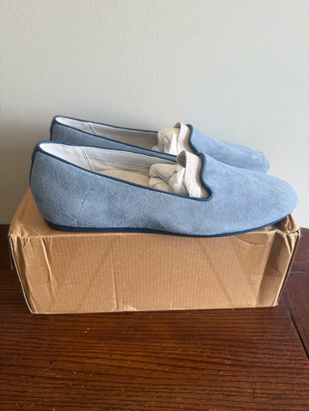 Vionic‎ Women's Suede-Look Slip-On Loafers in Powder Blue - Picture 3 of 8